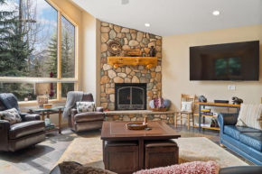 Beautiful 7BR Home Walk Everywhere Breckenridge